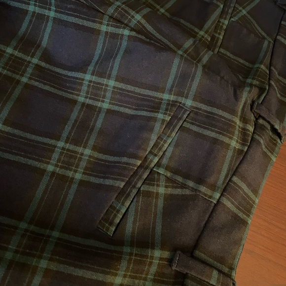 GAP Signature Skinny Ankle Dress Pants in navy blue and green plaid, size 8 - Picture 5 of 5